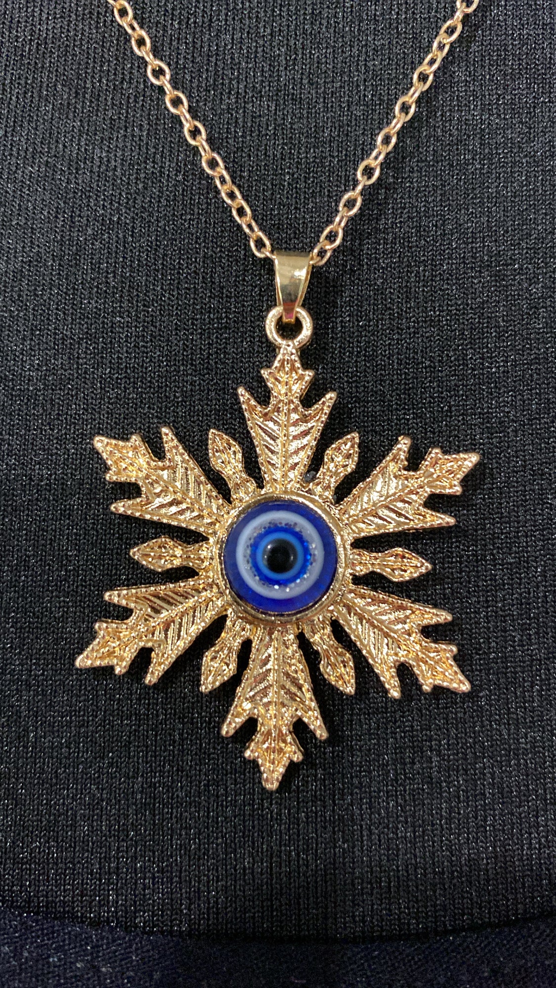 Gold Evil Eye Leaf Necklace